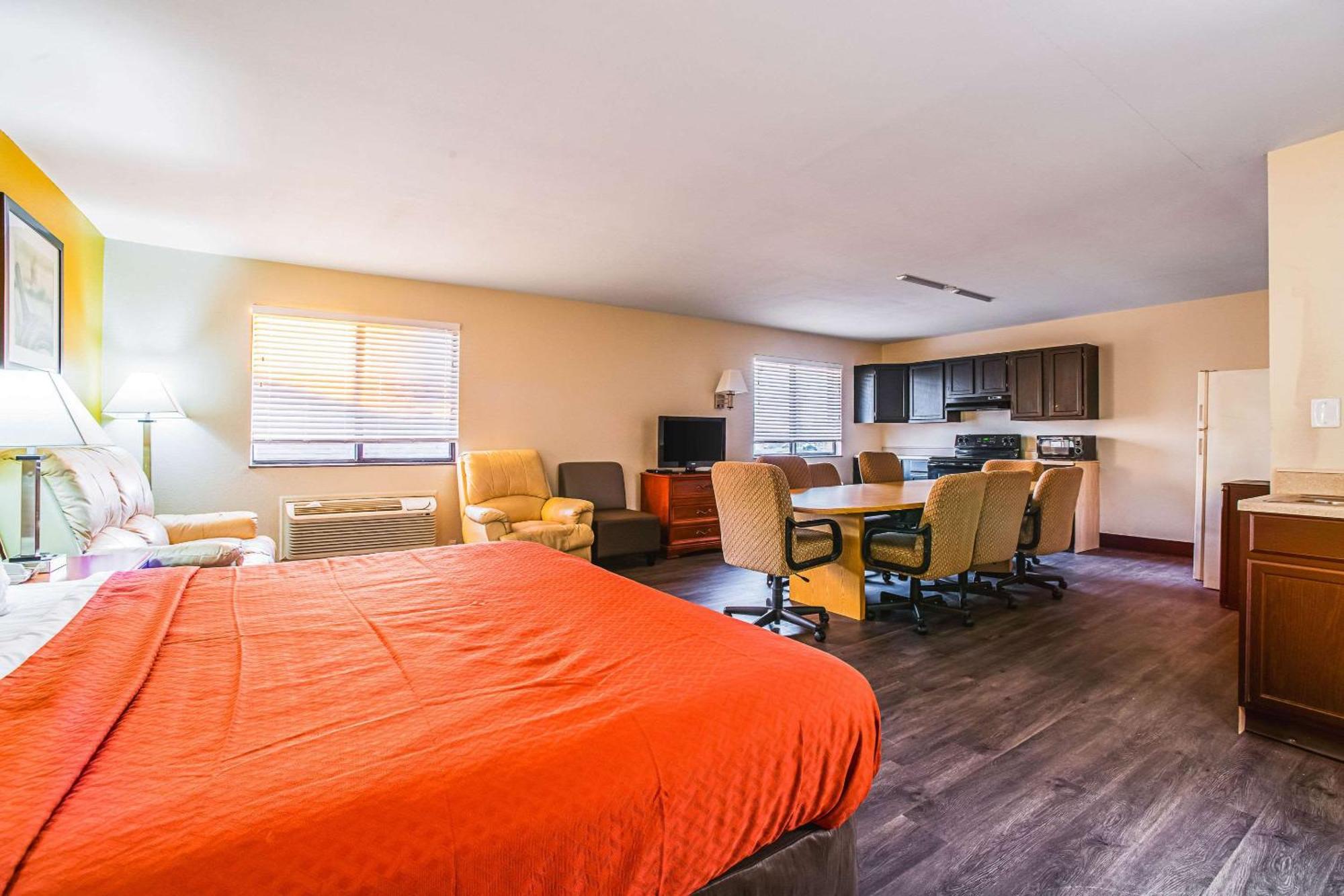 Quality Inn Carbondale University Area Exterior foto