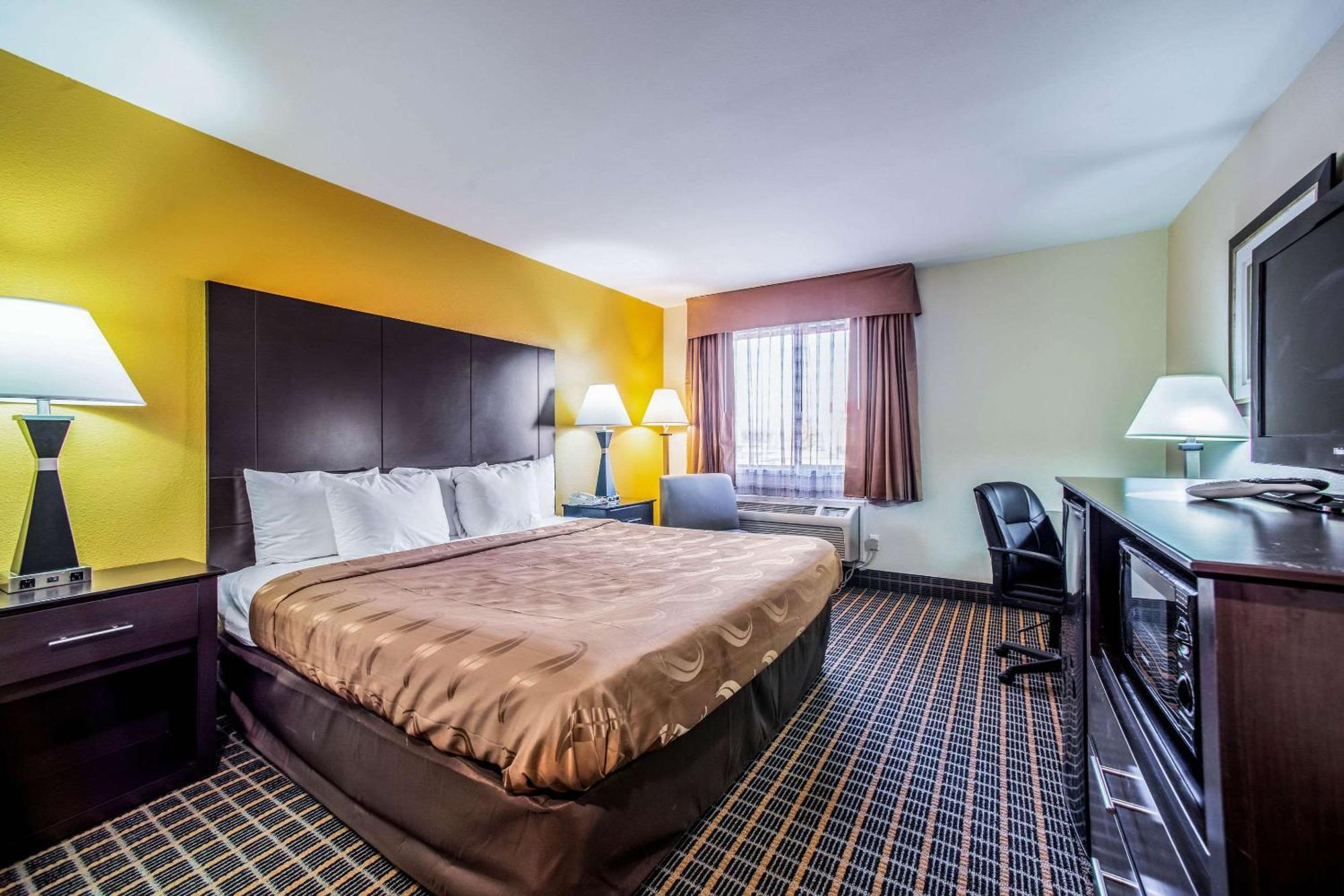 Quality Inn Carbondale University Area Exterior foto