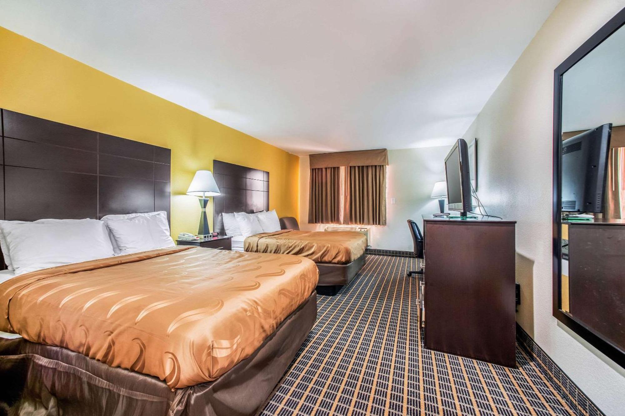 Quality Inn Carbondale University Area Exterior foto