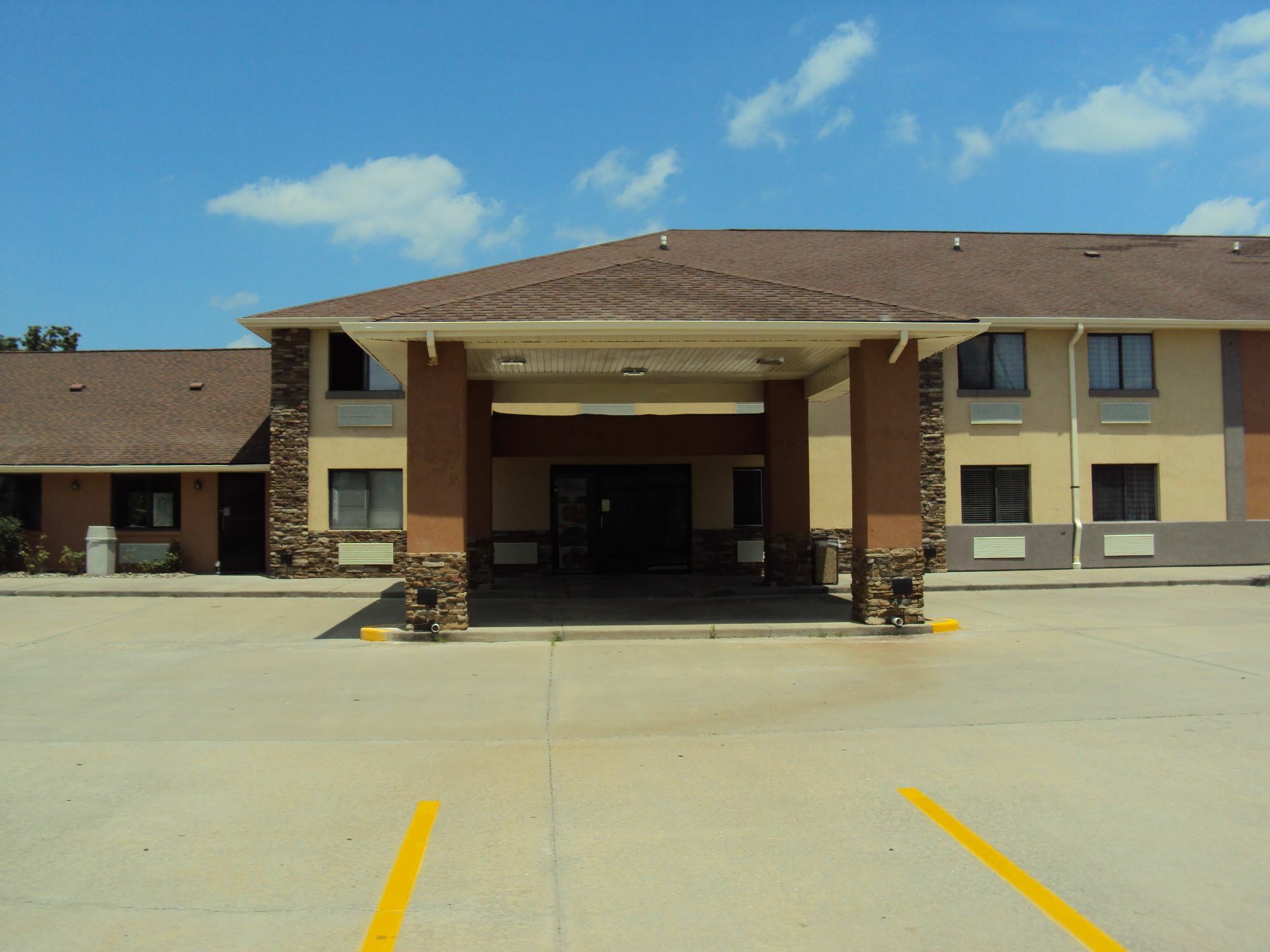 Quality Inn Carbondale University Area Exterior foto